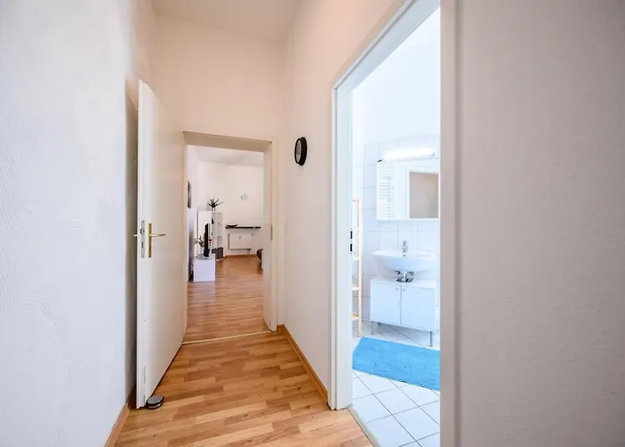 Lägenhet Helle Mit Balkon In Gruenen Innenhof - W-lan, 4 Schlafplaetze