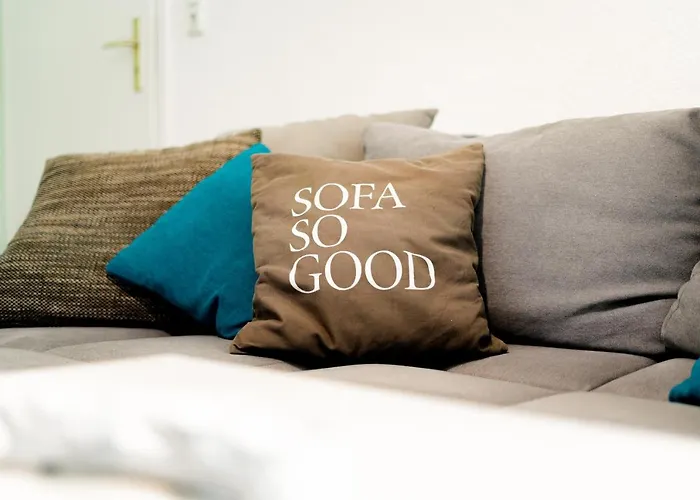 Helle Mit Balkon In Gruenen Innenhof - W-lan, 4 Schlafplaetze شقة ماغديبورغ