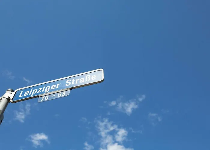 Helle Mit Balkon In Gruenen Innenhof - W-lan, 4 Schlafplaetze Lägenhet